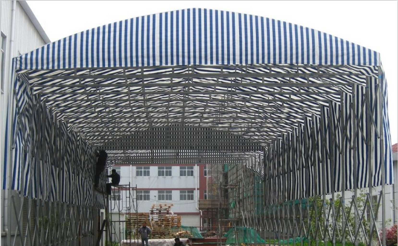 推拉雨棚